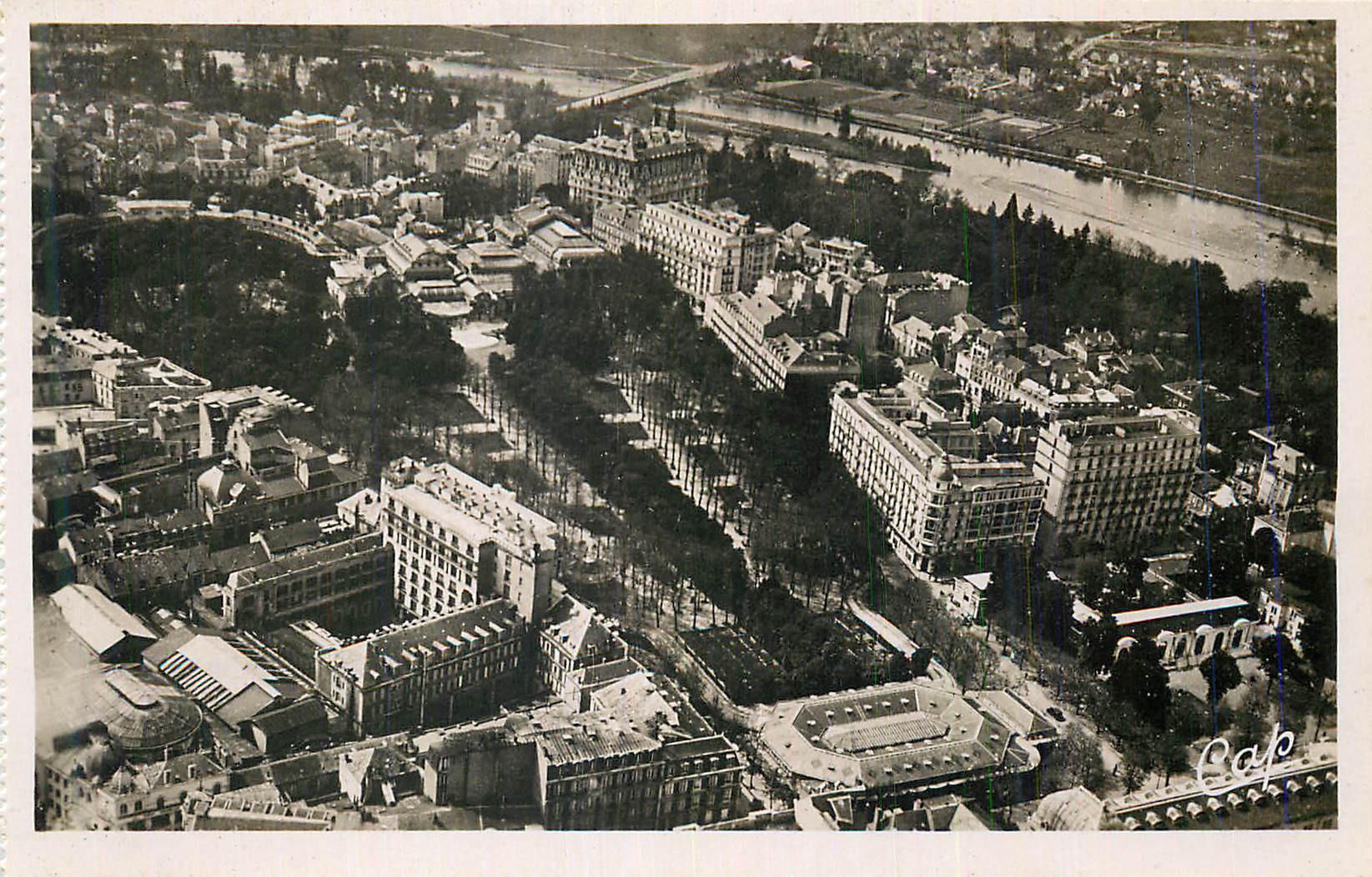 CPM Vichy Le Parc du Casino et les Hotels