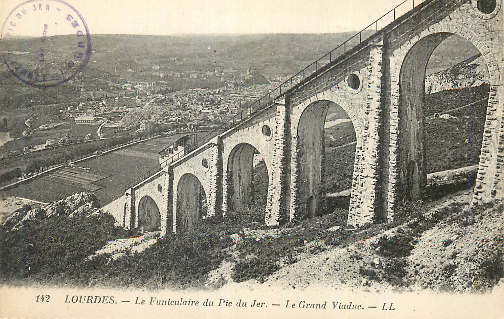 CPA Lourdes Le Funiculaire du Pic du Jer Le Grand Viaduc