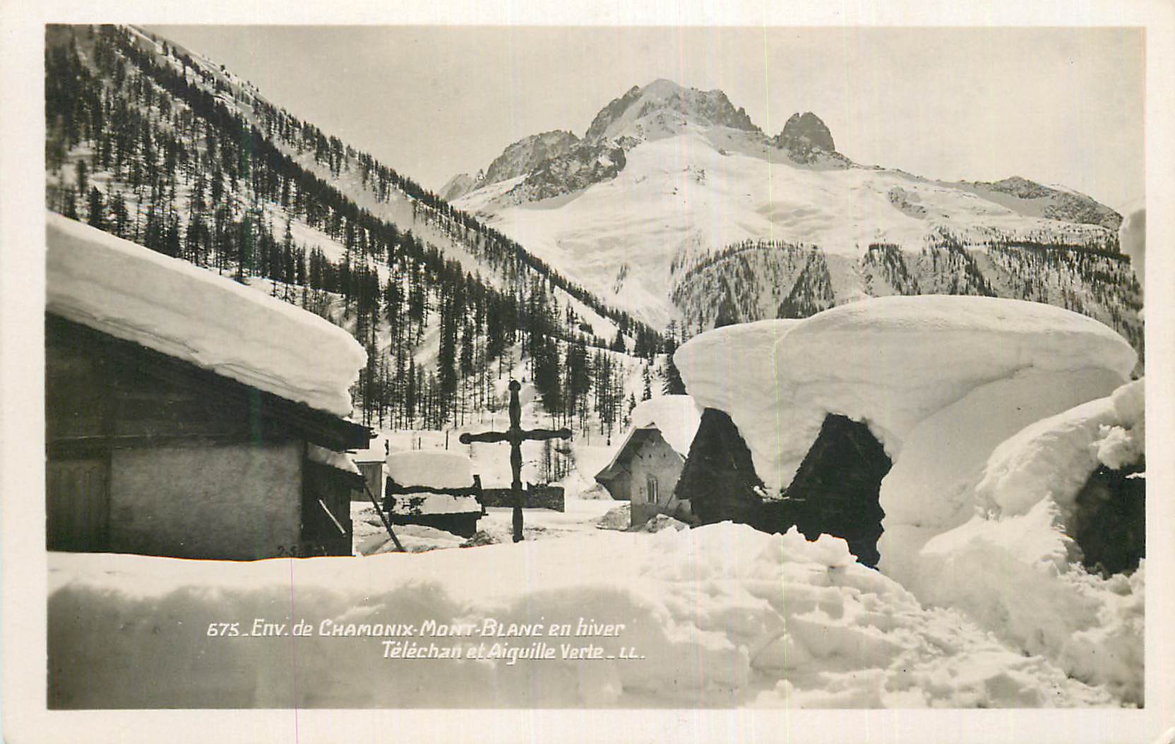 CPM Env de Chamonix Mont Blanc en Hiver Telechau et Aiguille Verte