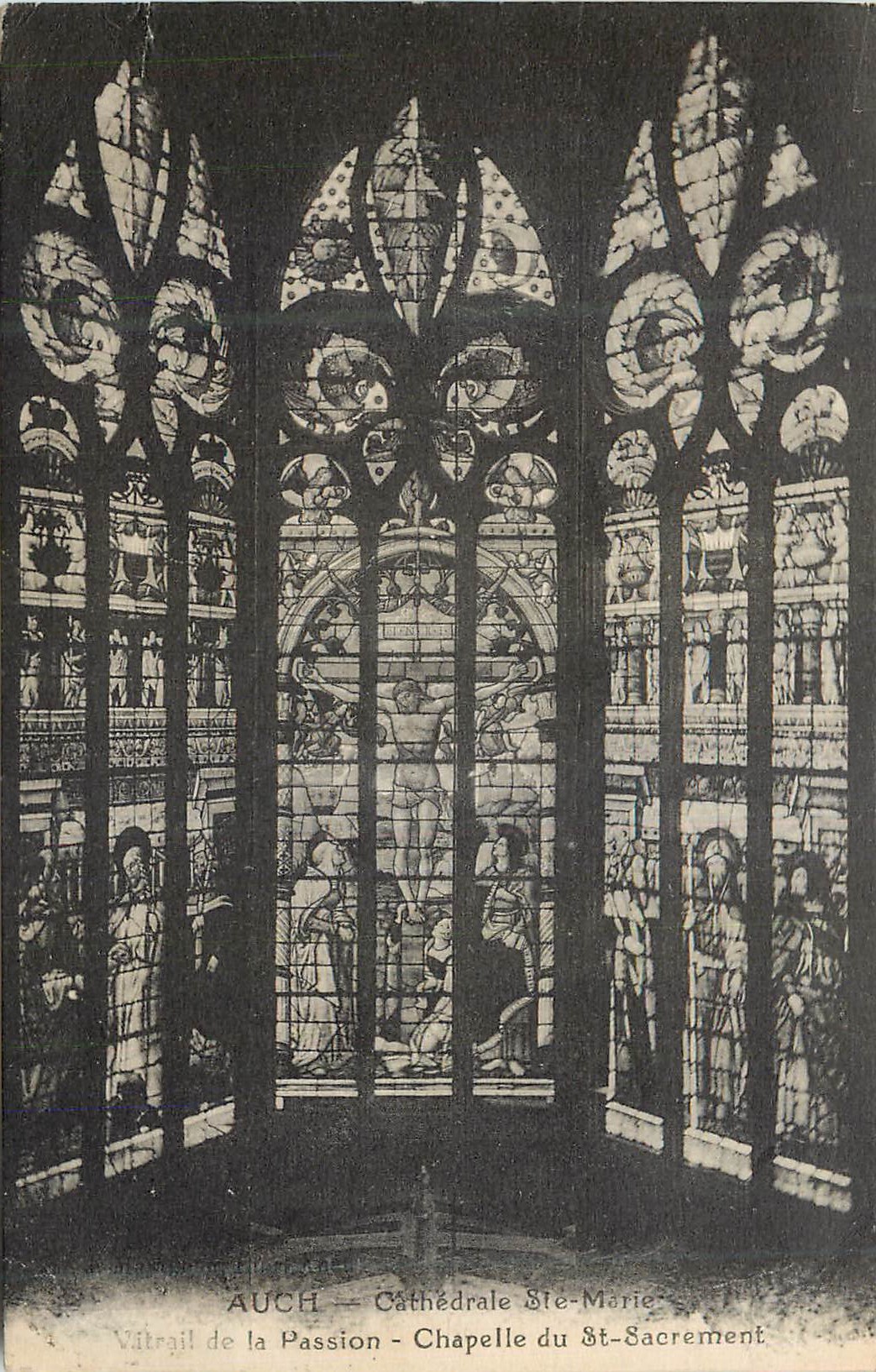 Auch — Cathédrale Ste-Marie — Vitrail de la Passion - Chapelle du St-Sacrement