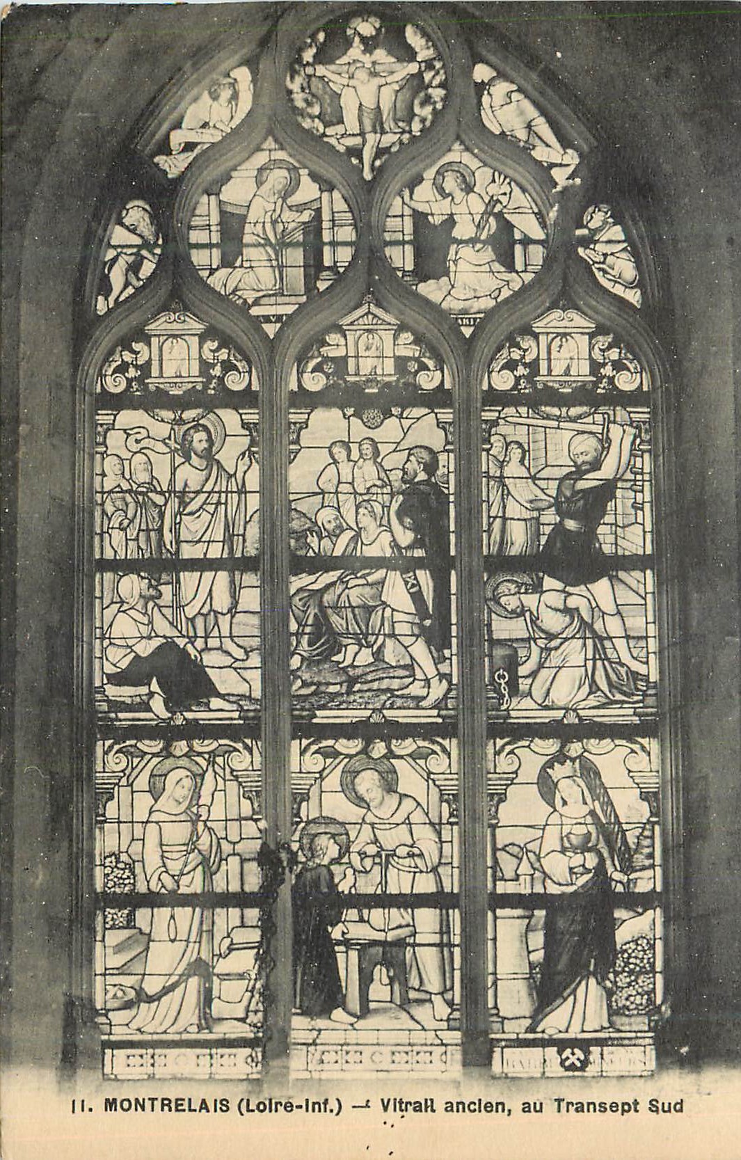 CPA Montrelais (Loire Inf) Vitrail ancien au Transept Sud