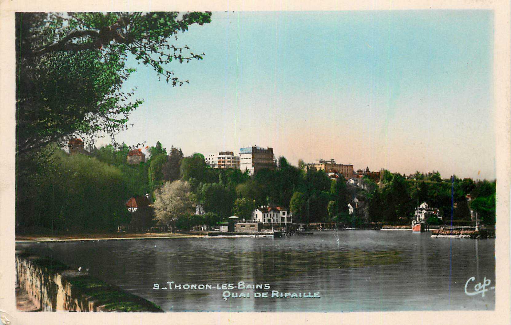 CPM Thonon les Bains Quai de Ripaille