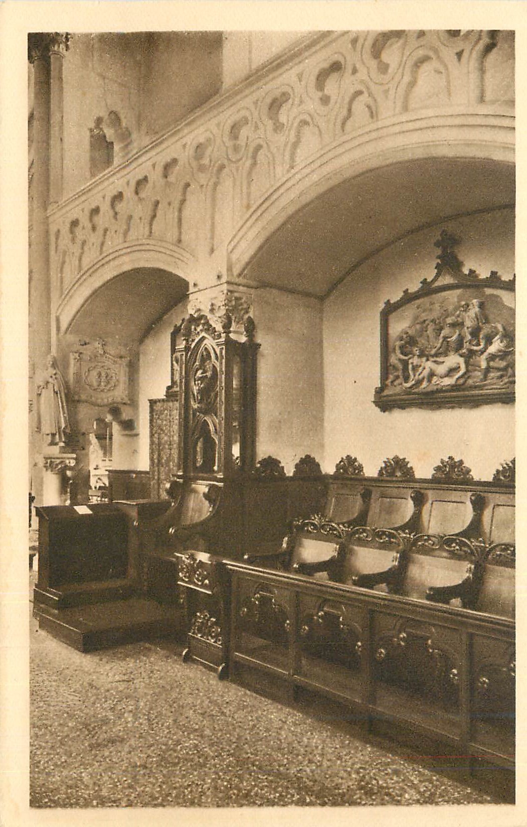 CPA Couvent du Sauveur et de la Sainte Vierge de la Souterraine Prie Dieu de Mere Marie de Jesus et Stalles