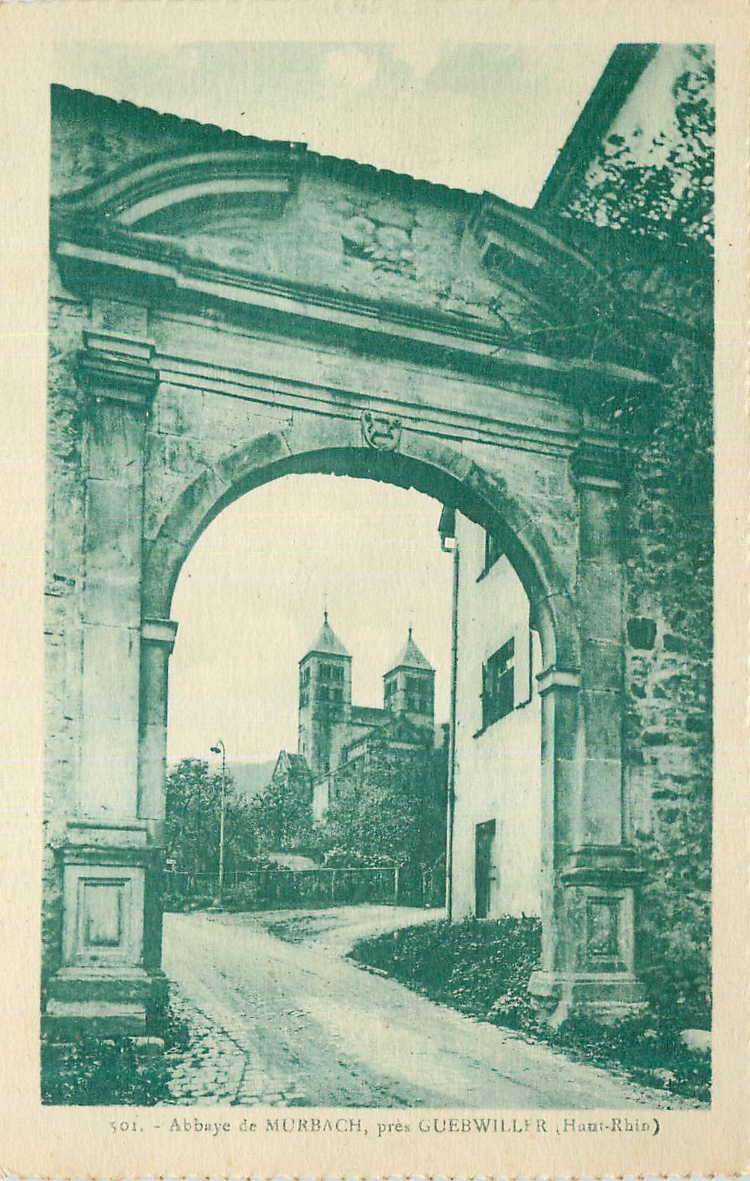 Abbaye de Murbach, près Guebwiller (Haut-Rhin) — vue du portail d'entrée — série 701