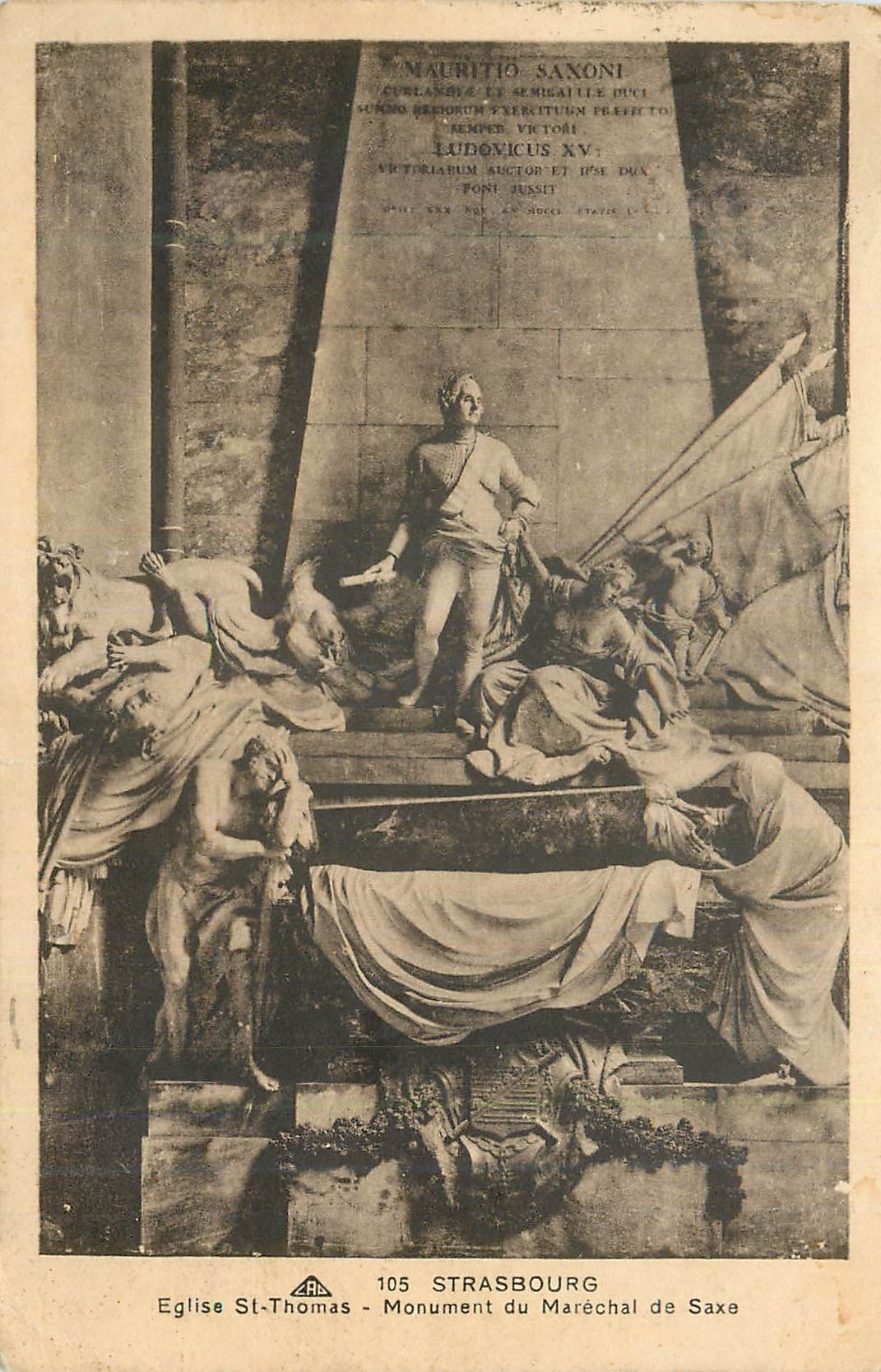 CPA Strasbourg Eglise St Thomas Monument du Marechal de Saxe