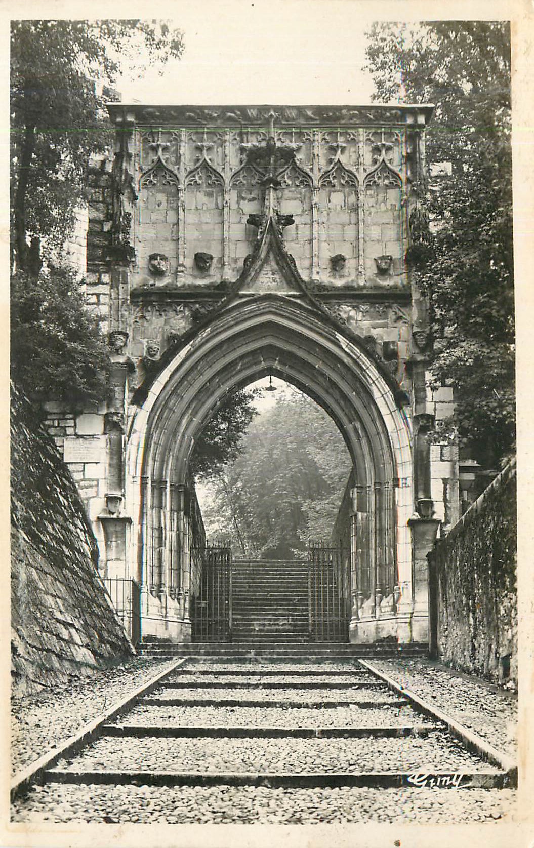 CPA Chambery La Savoie Pittoresque Le Portail St Dominique