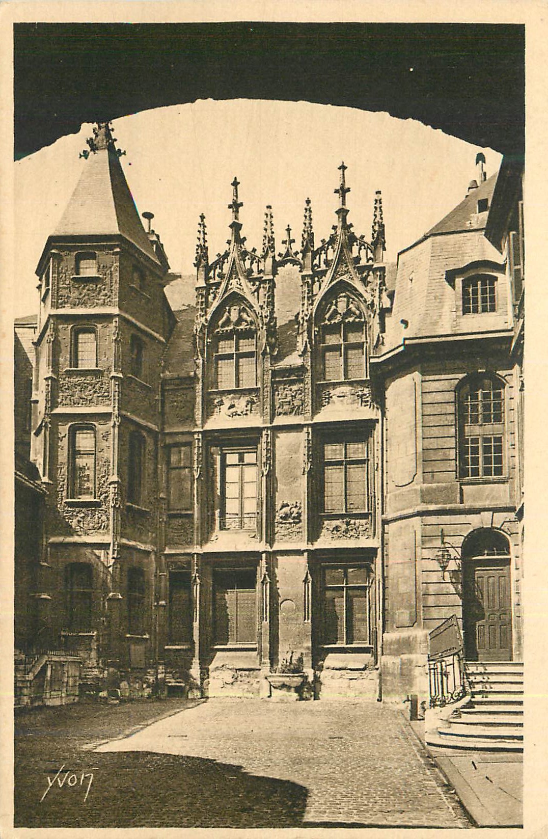 CPA Rouen (Seine Inferieur) La Douce France Hotel du Bourgtheroulde (XVe siecle)