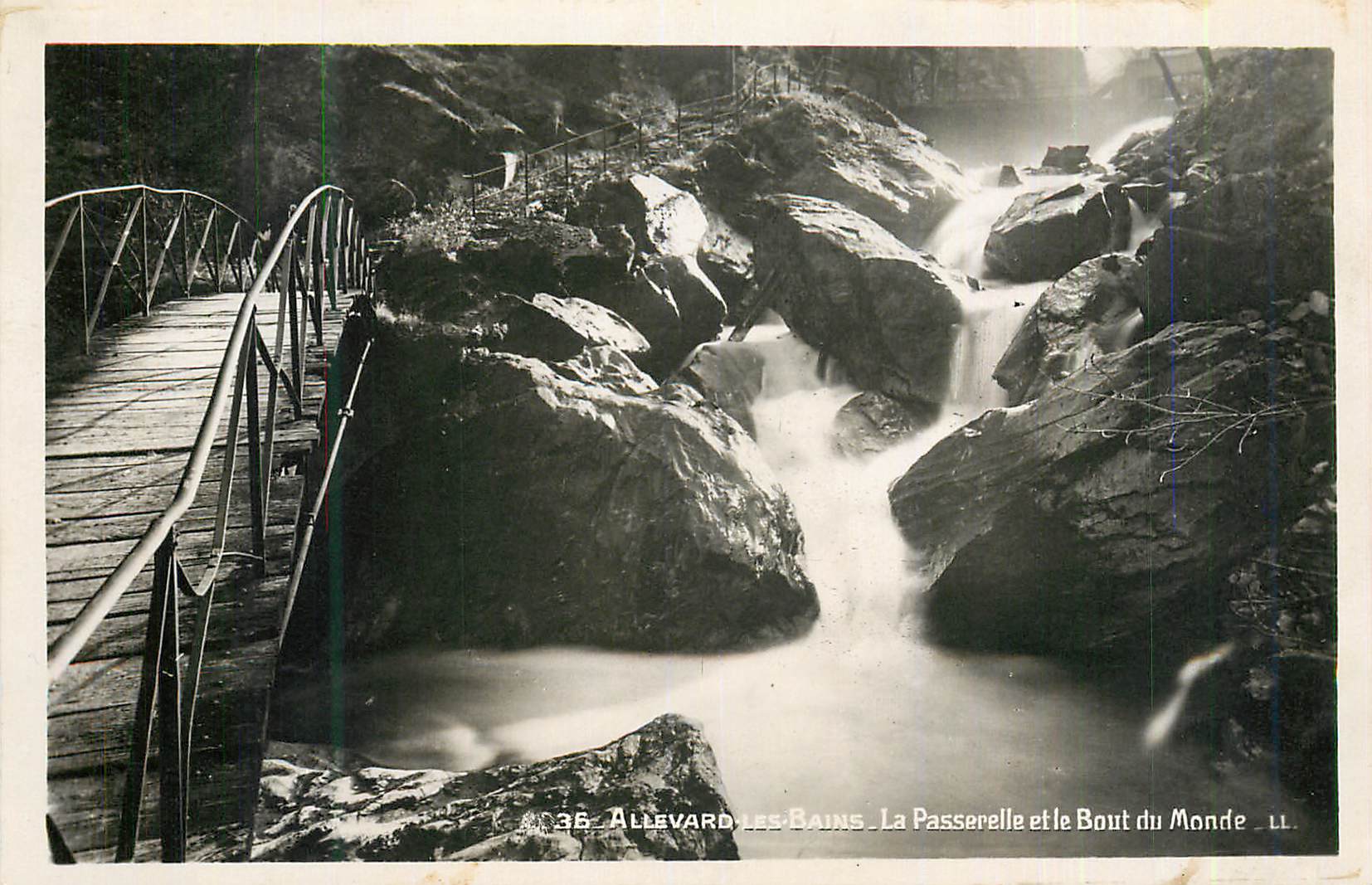 CPM Allevard les Bains La Passerelle et le Bout du Monde