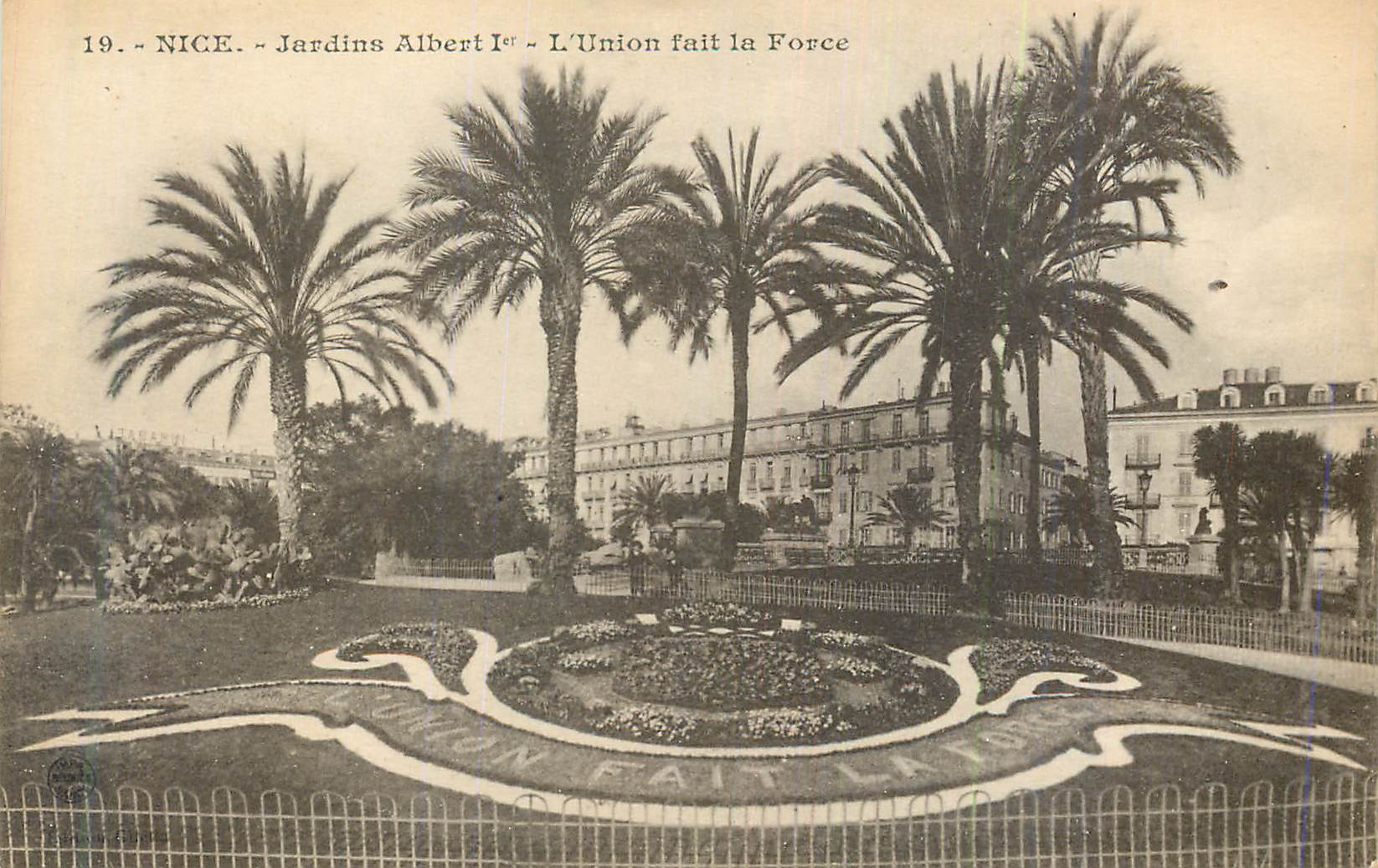 CPA Nice Jardins Albert Ier L'Union fait la Force