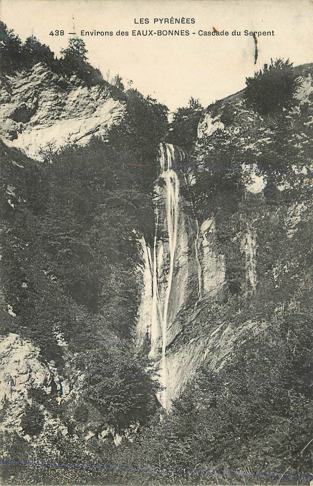 Les Pyrénées — Environ des Eaux-Bonnes — Cascade du Serpent — n°438