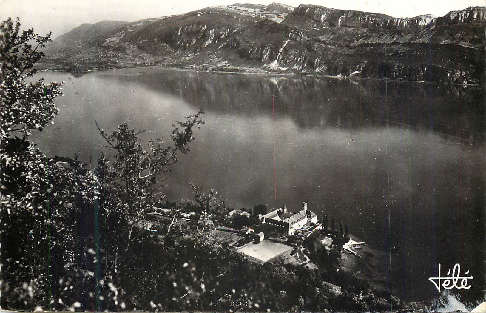 CPM Lac du Bourget et Abbaye d'Hautecombe vue Aerienne