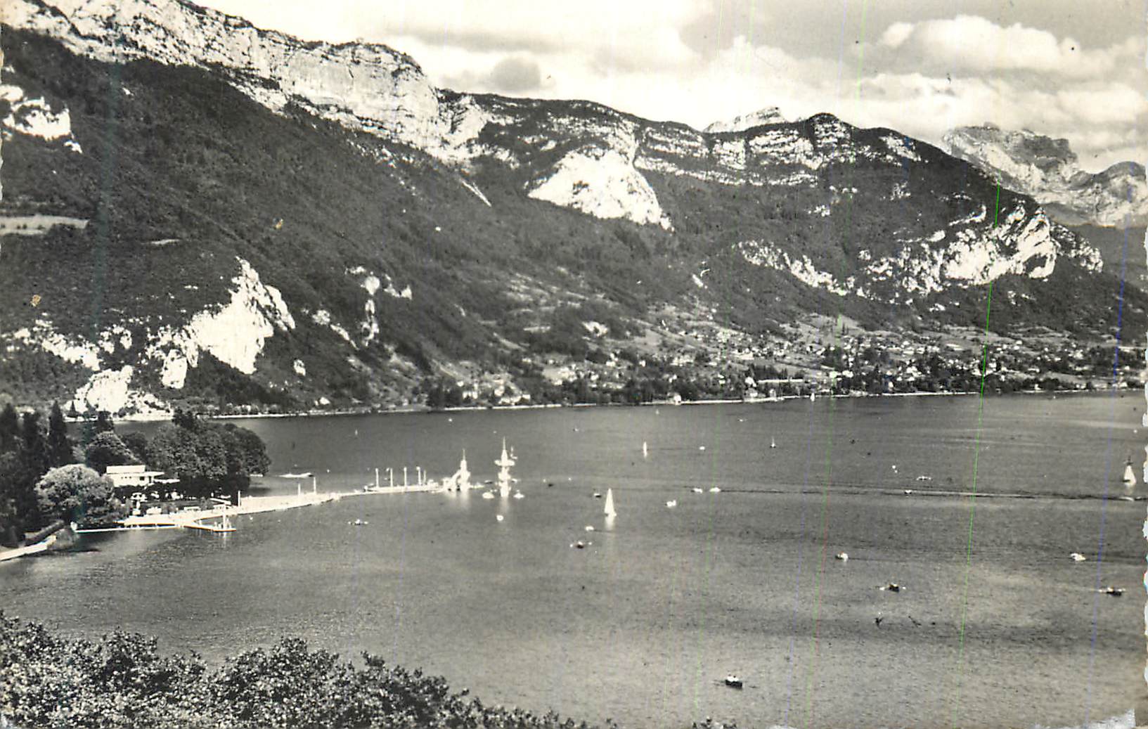 CPM Lac d'Annecy (Haute Savoie) Vue Generale de la Plage d'Annecy