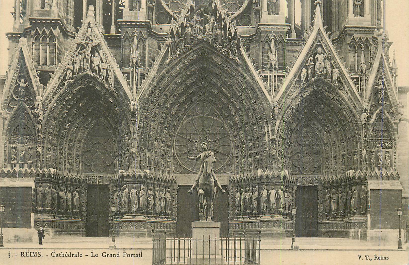 Reims - Cathedral - The Grand Portal — V. T., Reims