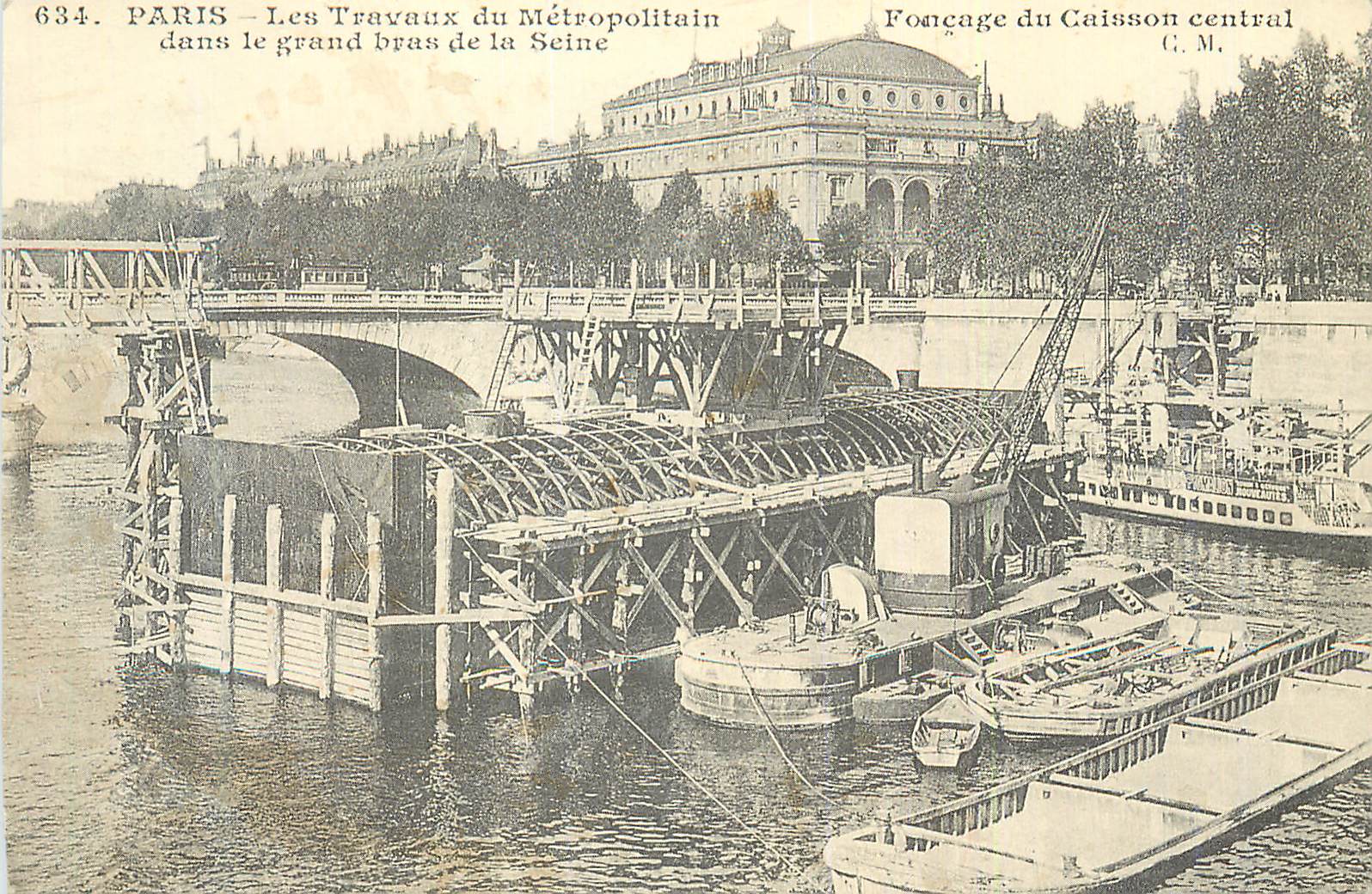 REPRO Paris Les Travaux du Metropolitin dans le Grand bras de la Seine Metro
