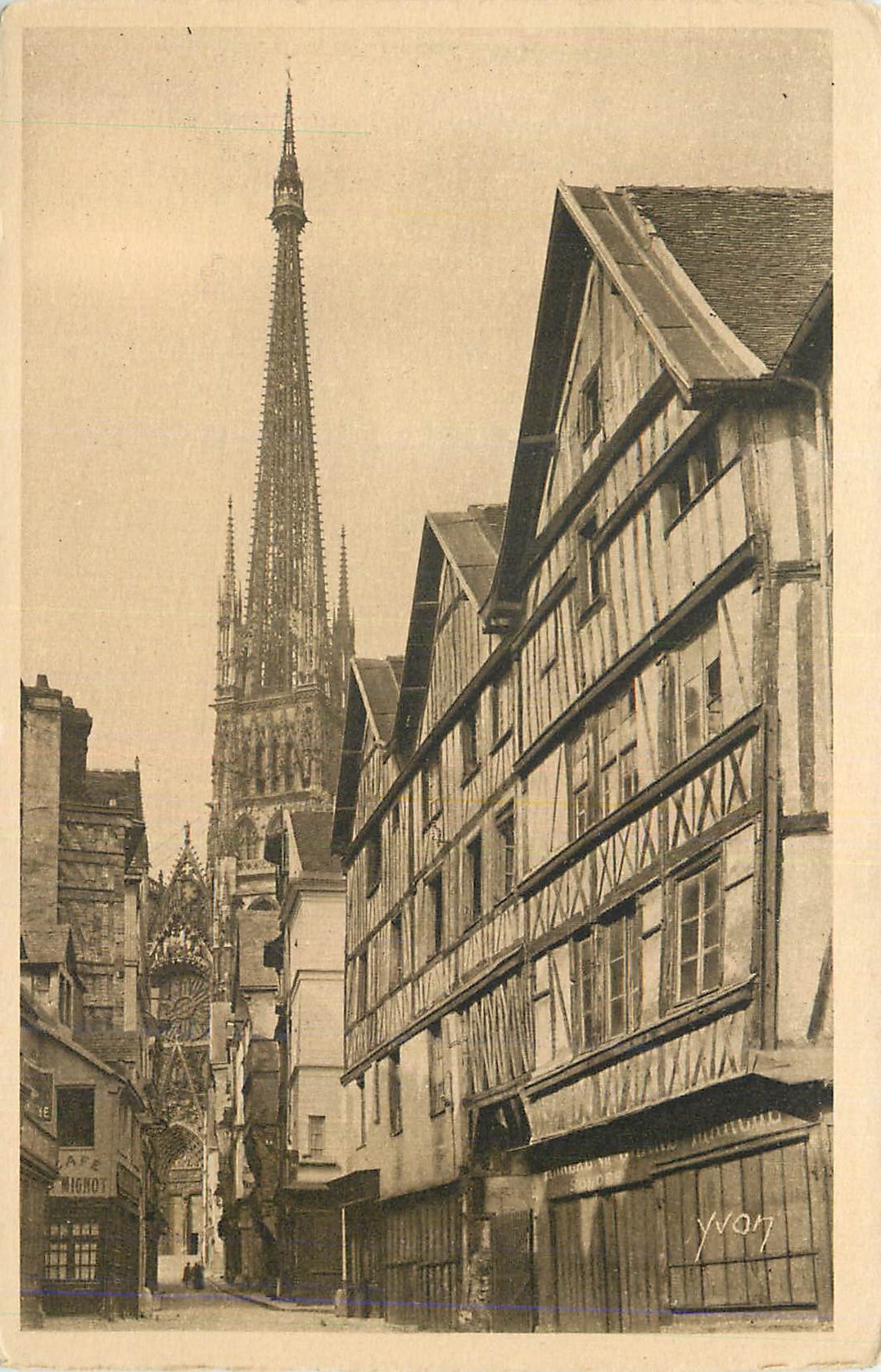 CPA Rouen Vieille Rue La Douce France
