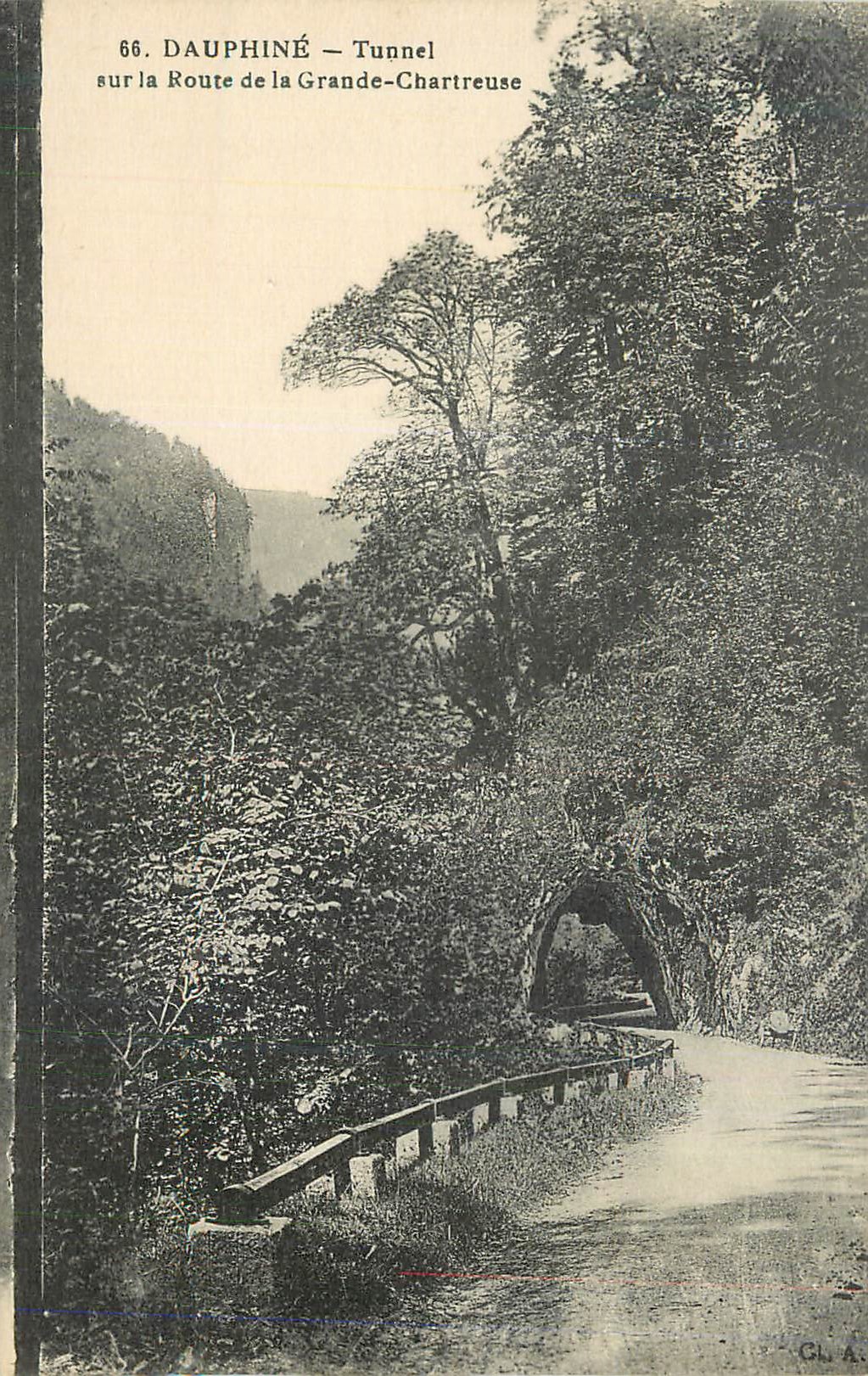 Dauphiné — Tunnel sur la Route de la Grande-Chartreuse — GLA