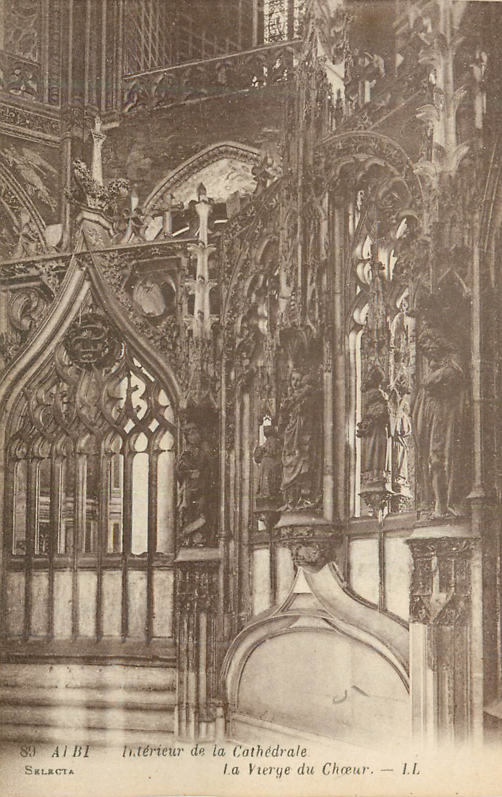 CPA Albi Interieur de la Cathedrale La Vierge du Choeur