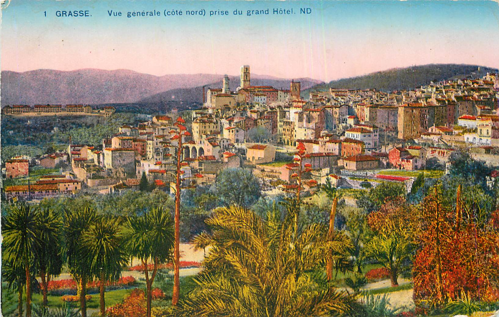 CPA Grasse Vue Generale (Cote Nord) prise du Grand Hotel
