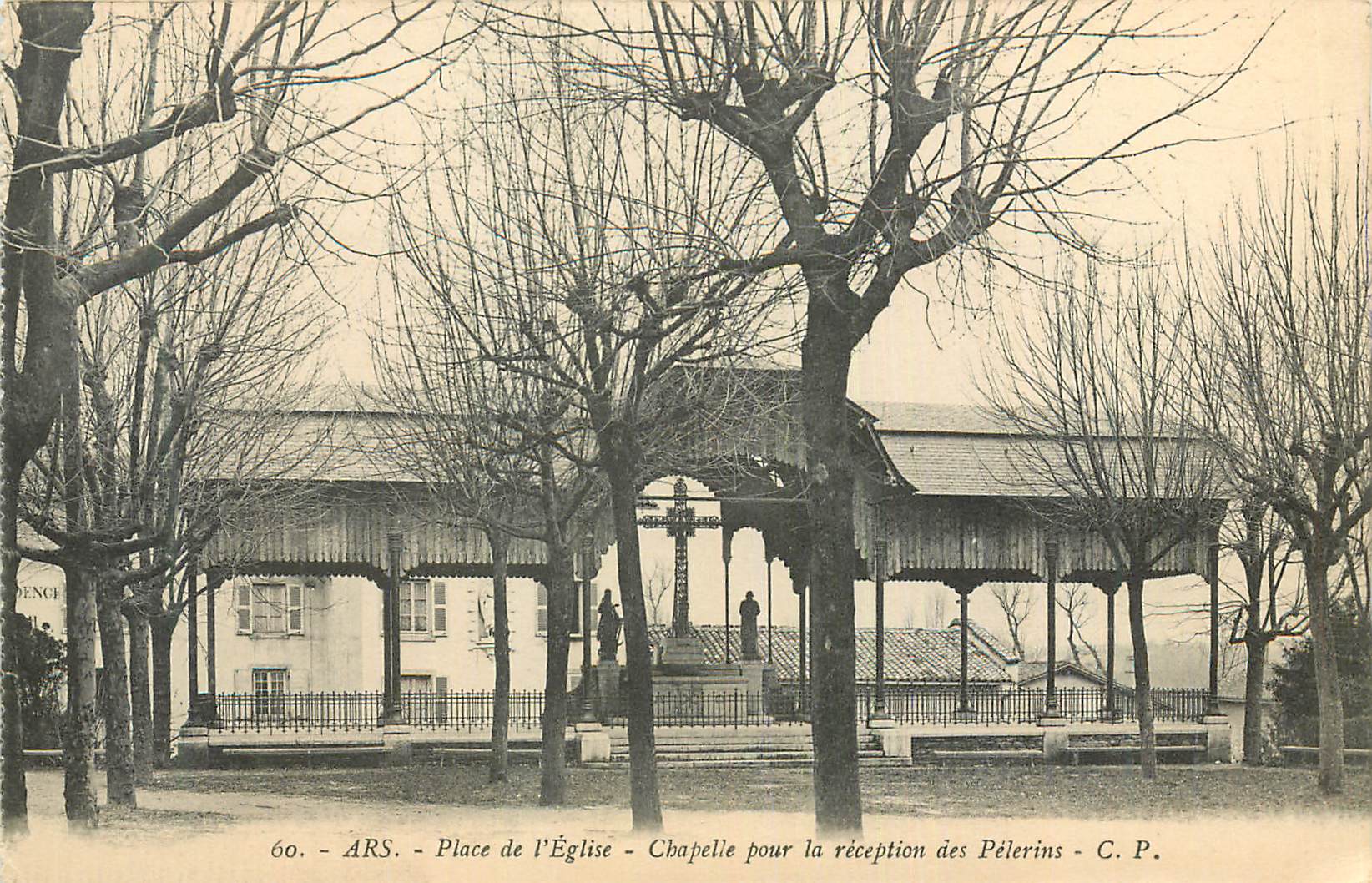 Ars - Place de l'Église - Chapelle pour la réception des Pèlerins - C.P.