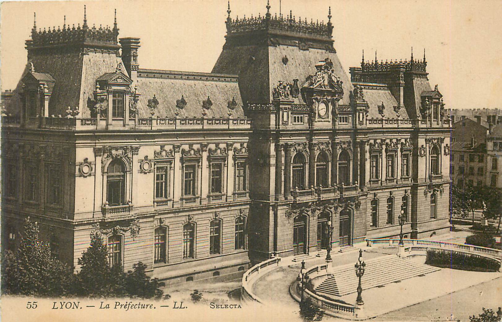 CPA Lyon La Prefecture