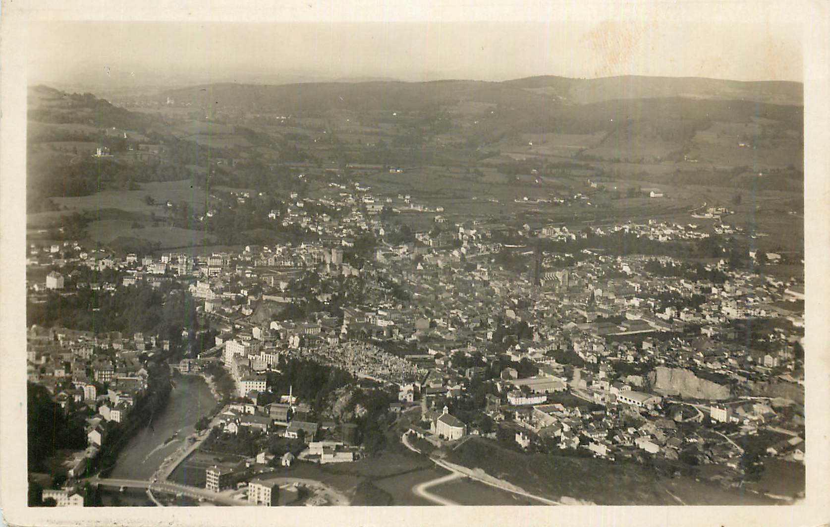 CPM Lourdes Vue Panoramique prise du Beoul