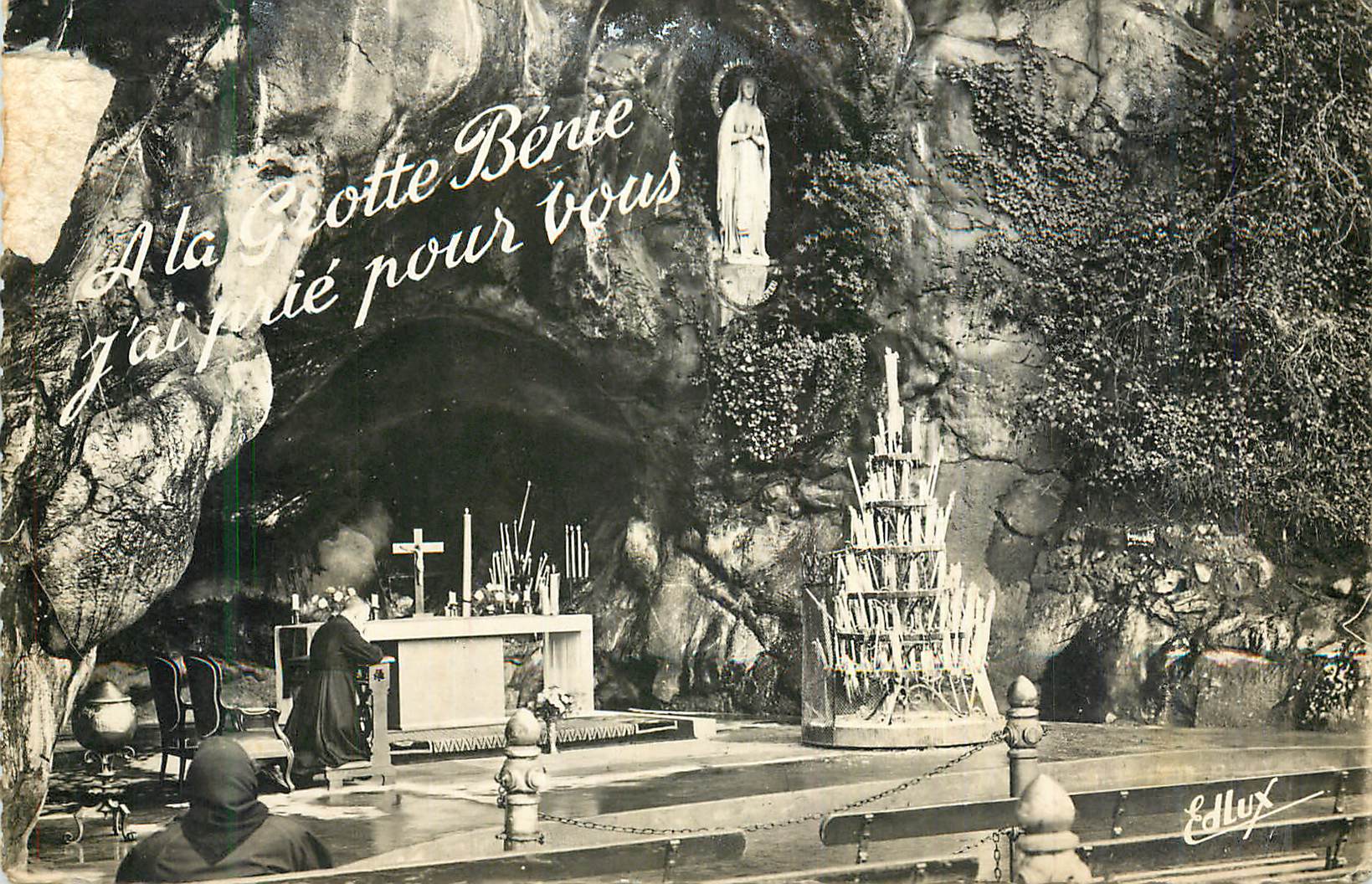 CPM Lourdes La Grotte Miraculeuse