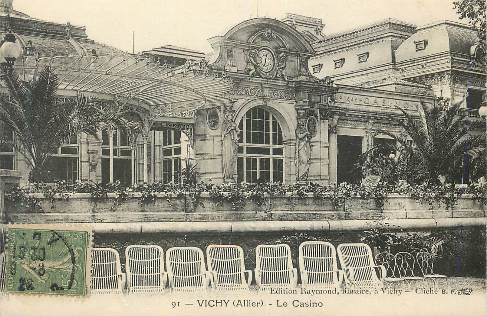CPA Vichy (Allier) Le Casino