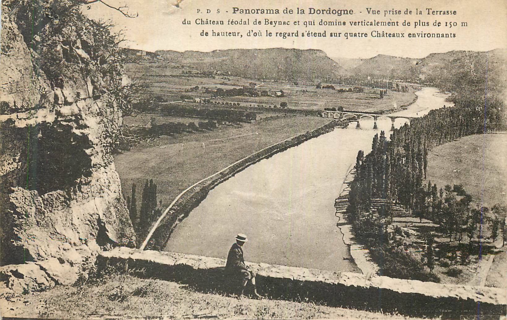 CPA Panorama de la Dordogne Vue prise de la Terrasse du Chateau feodal