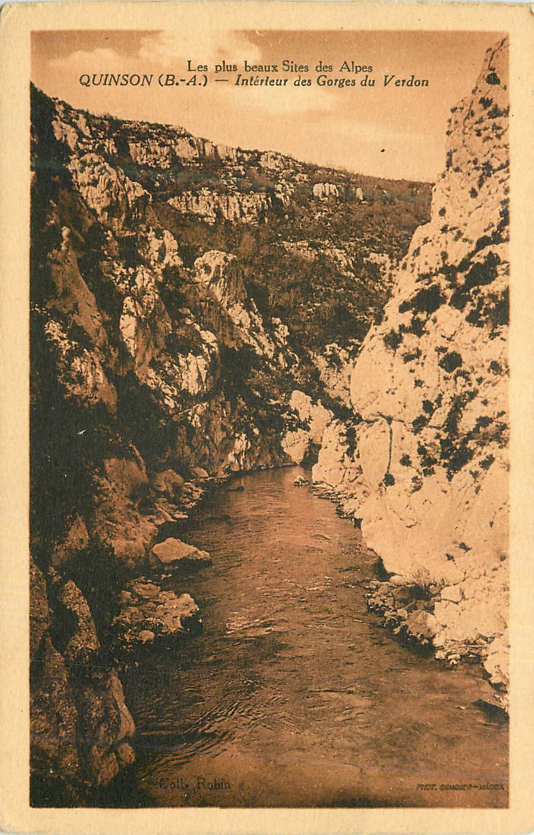 Gorges du Verdon — Intérieur des Gorges du Verdon — Phot. Gondier-Malocq