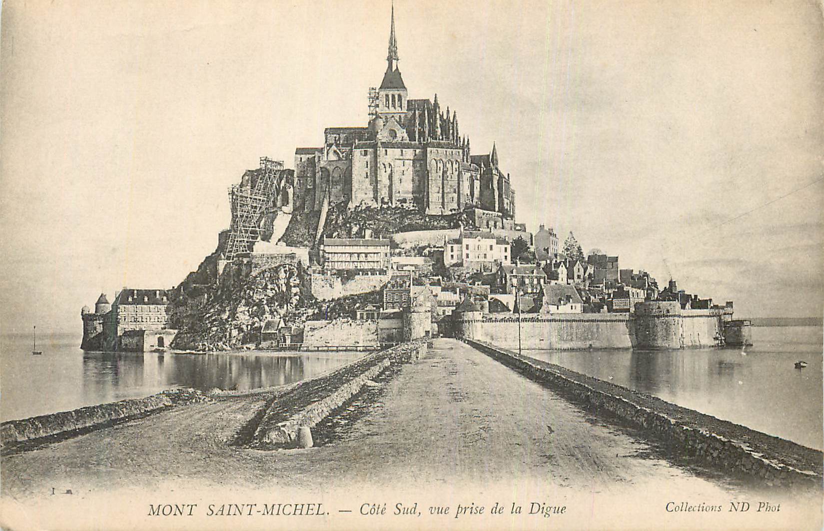 Mont Saint-Michel — Côté Sud, vue prise de la Digue — Collections ND Phot