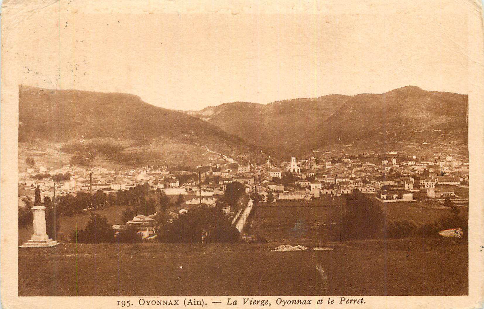 CPA Oyonnax (Ain) La Vierge Oyonnax et le Perret