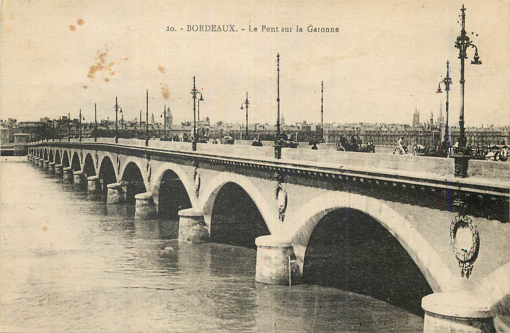 CPA Bordeaux Le Pont sur la Garonne