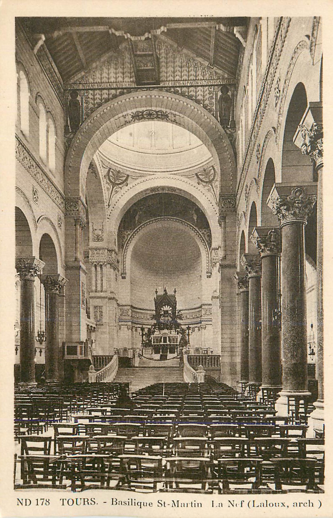 CPA Tours Basilique St Martin (Laloux arch)