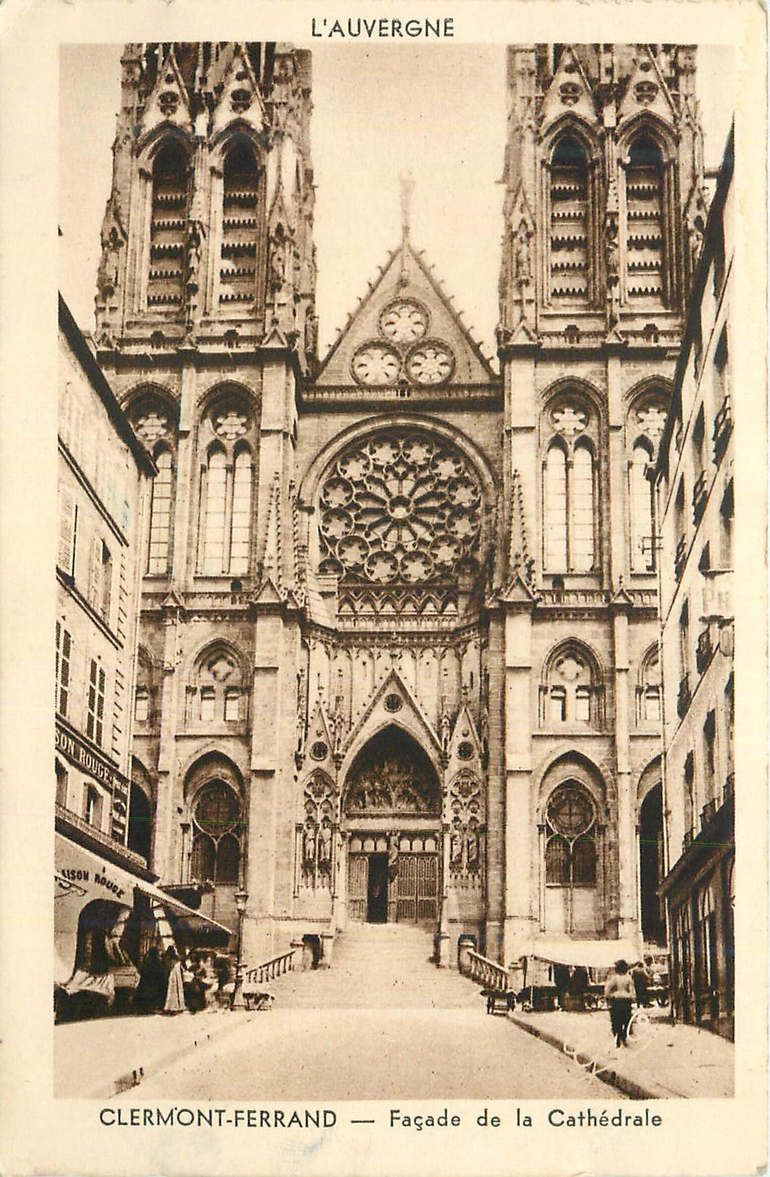 Clermont-Ferrand — Façade de la Cathédrale — L'Auvergne