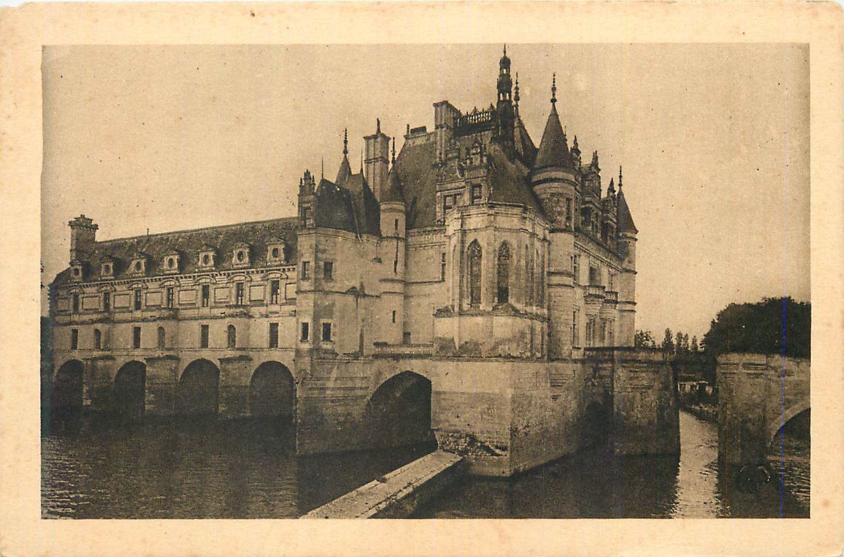 CPA Chenonceau (I et L) Le Chateau Facade Nord Est