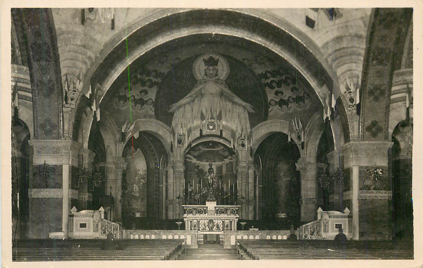 CPM Lourdes Interieur de la Basilique