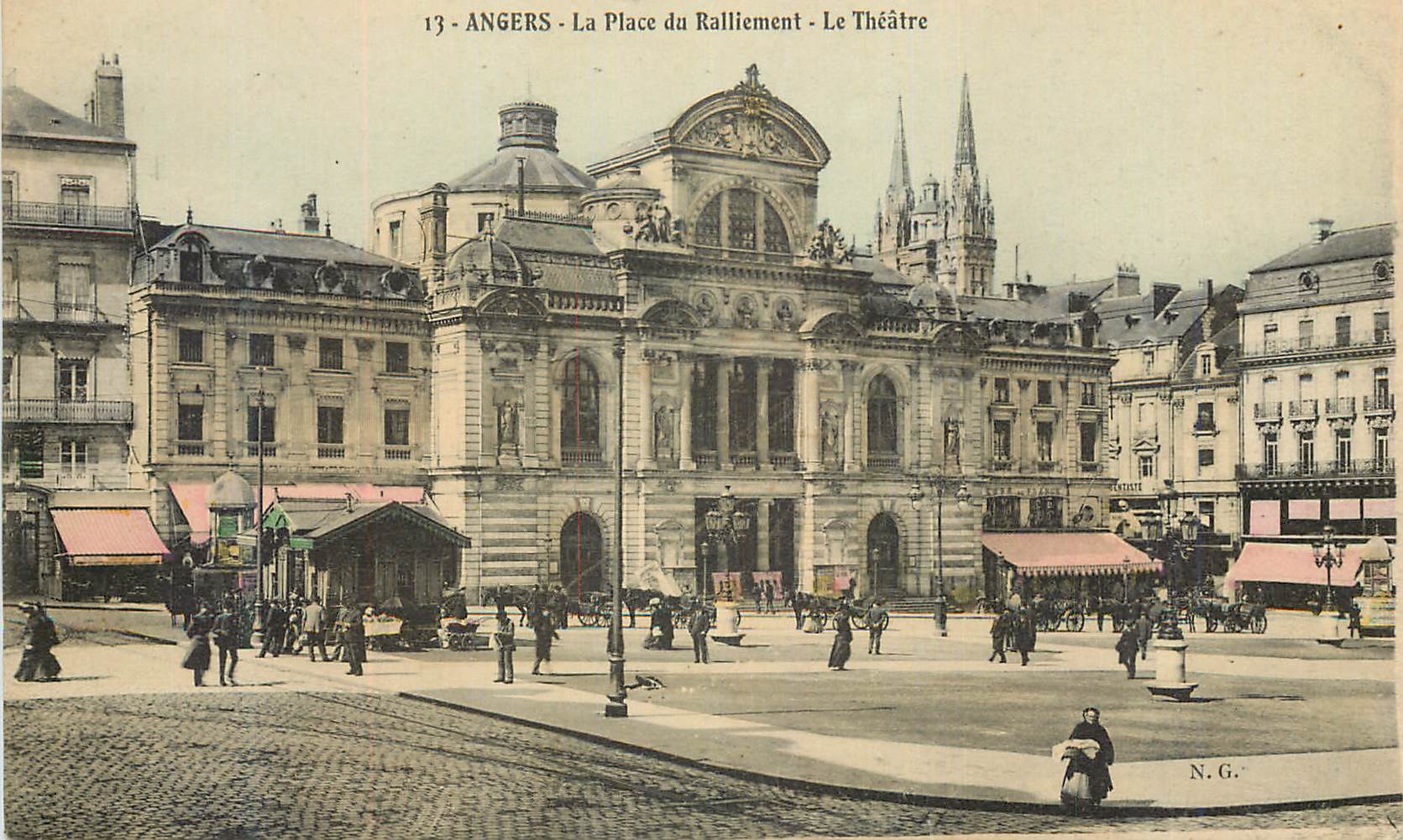 CPA Angers La Place du Ralliement Le Theatre