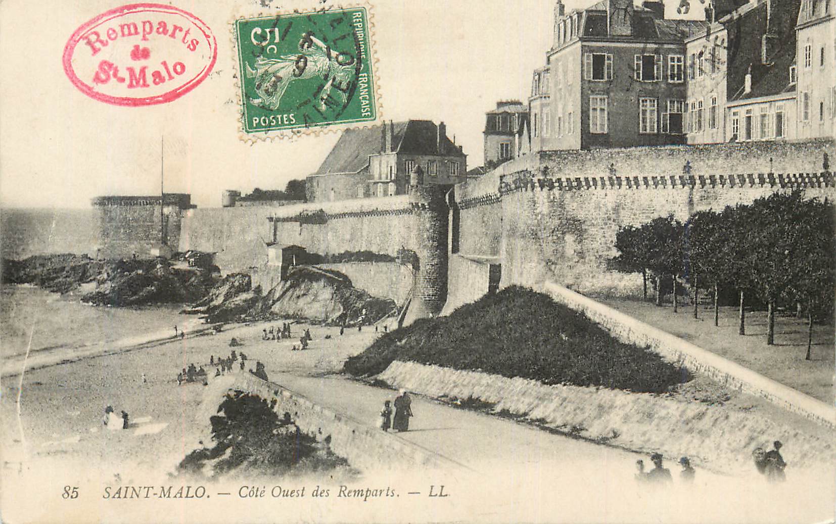 Saint-Malo — Côté Ouest des Remparts — LL