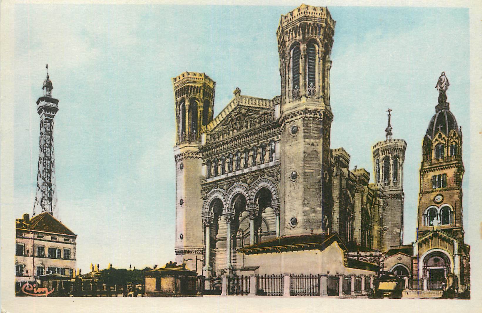 Cathédrale Saint-Pierre de Lyon — vue avec la Tour métallique — éditeur Cing