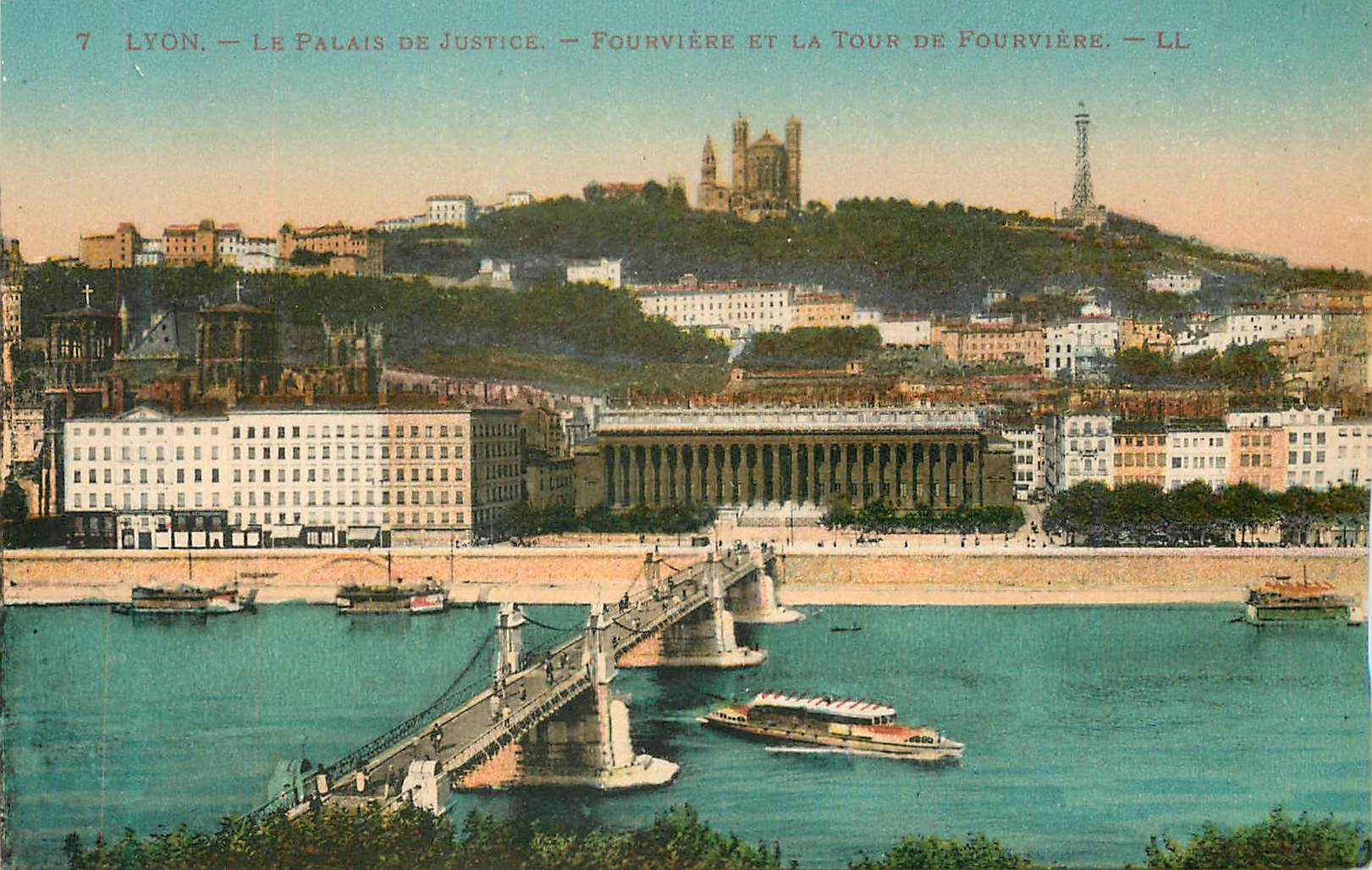 LYON — LE PALAIS DE JUSTICE — FOURVIERE ET LA TOUR DE FOURVIERE — LL