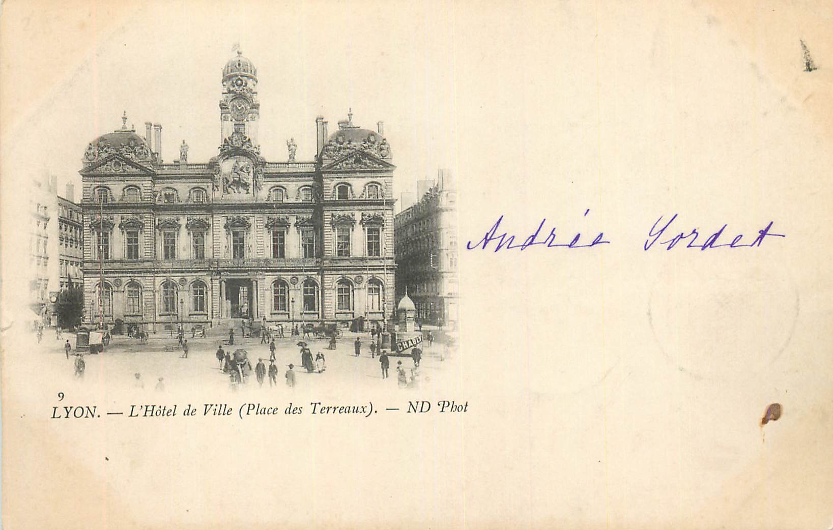 LYON — L'Hôtel de Ville (Place des Terreaux) — ND Phot