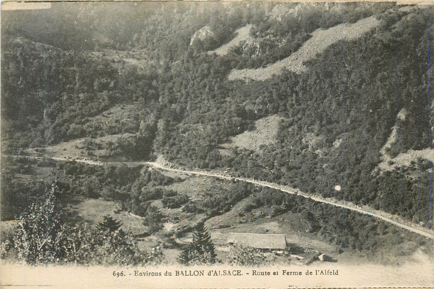 CPA Environs du Ballon d'Alsace Route et Ferme de l'Alfeld
