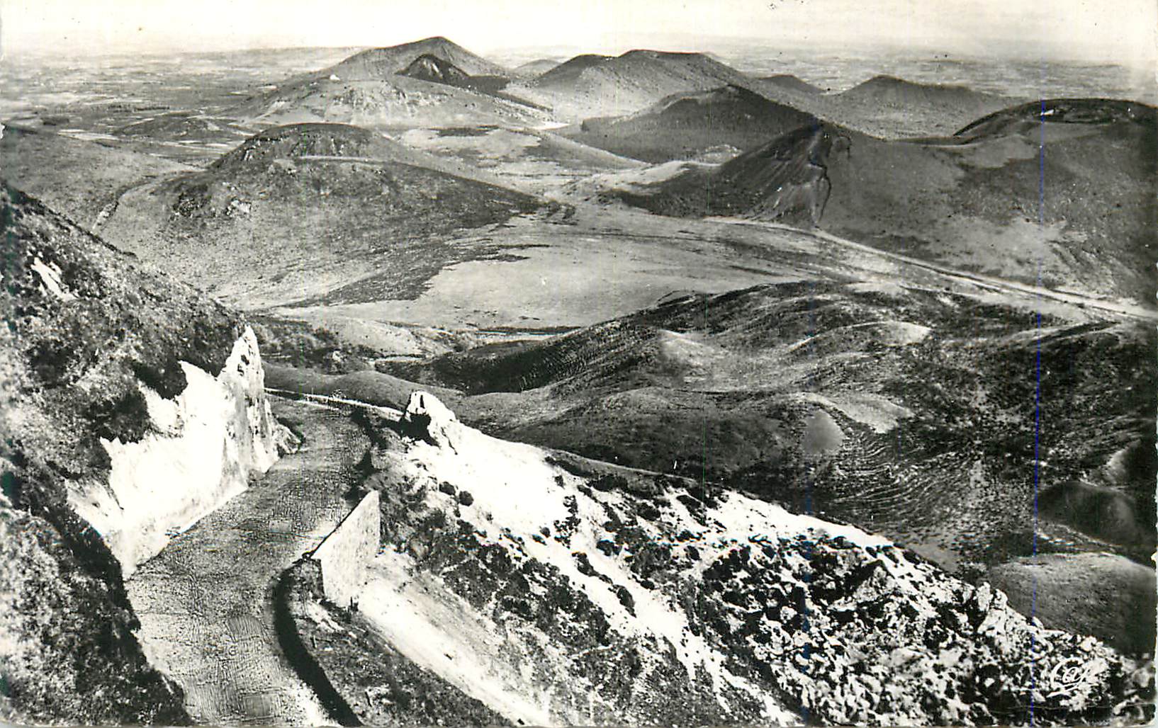 Vista panorámica del volcán de la isla de La Palma — editor no identificado, número de serie no visible