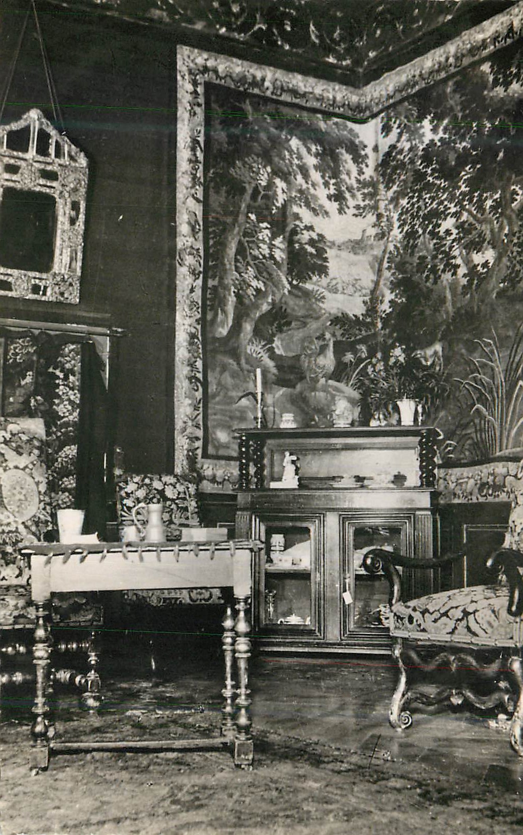 CPM Auvergne et Bourbonnais Chateau de la Roche les Aigueperse Manoir Feodal Fief du Chancelier Michel de L'Hospital Tap
