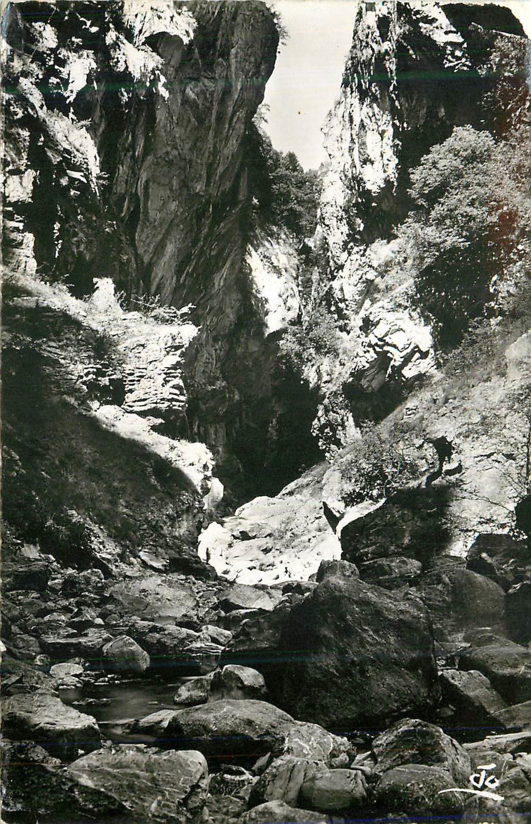 CPM Les Alpes La Roche de Rame Gouffre du Gourfouran Canon de la Biaisse