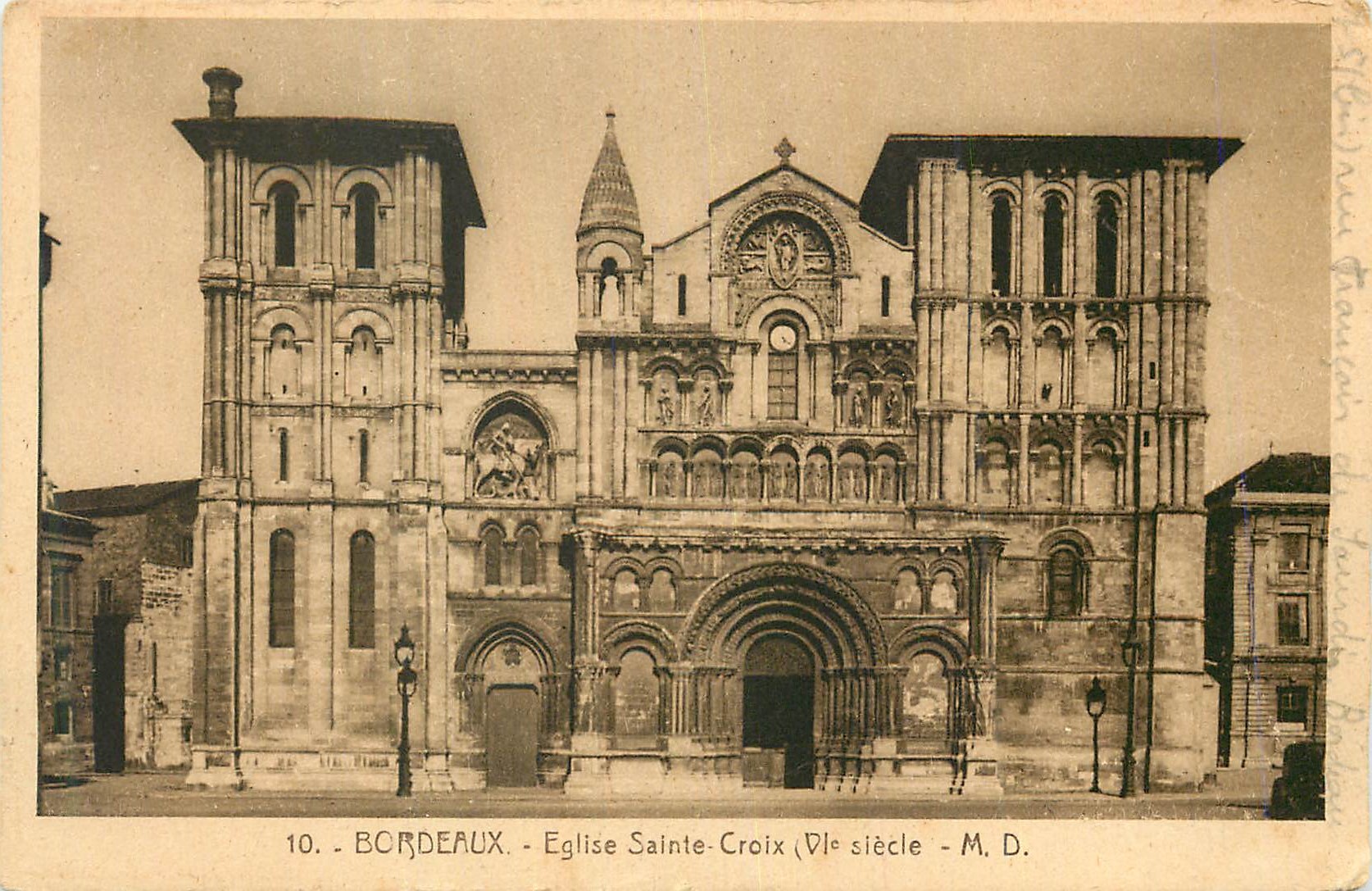 CPA Bordeaux Eglise Sainte Croix (VIe Siecle)