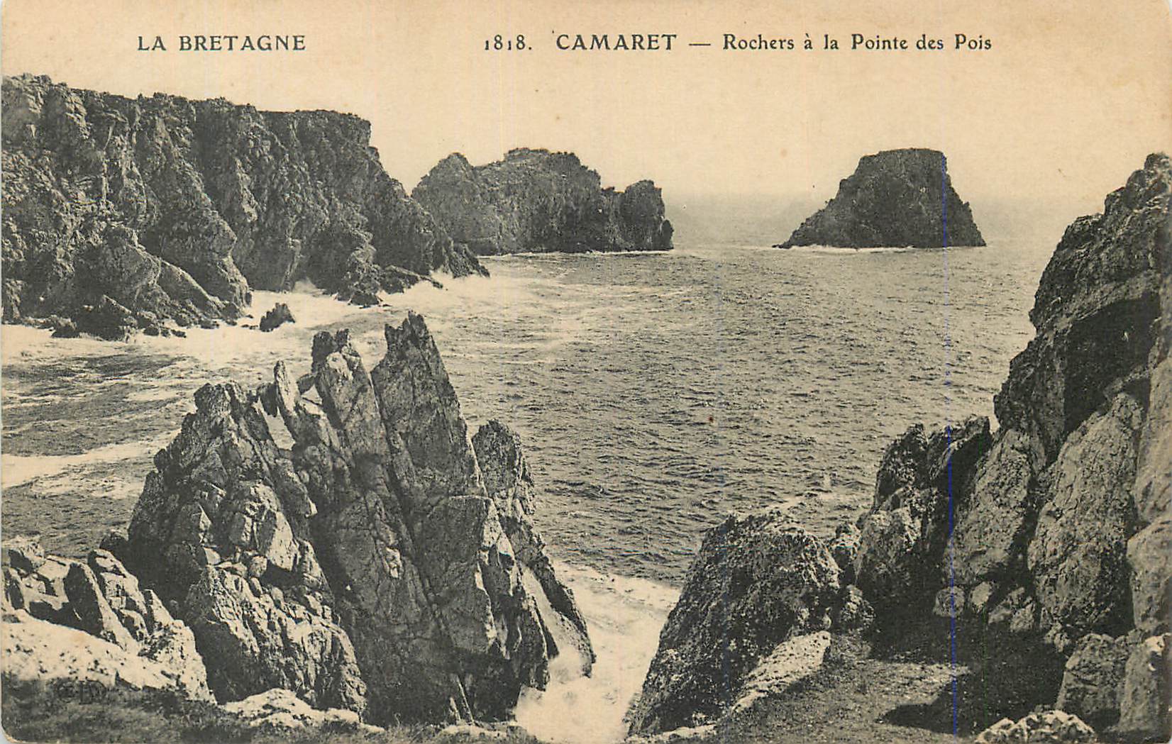 CPA La Bretagne Camaret Rochers a la Pointe des Pois