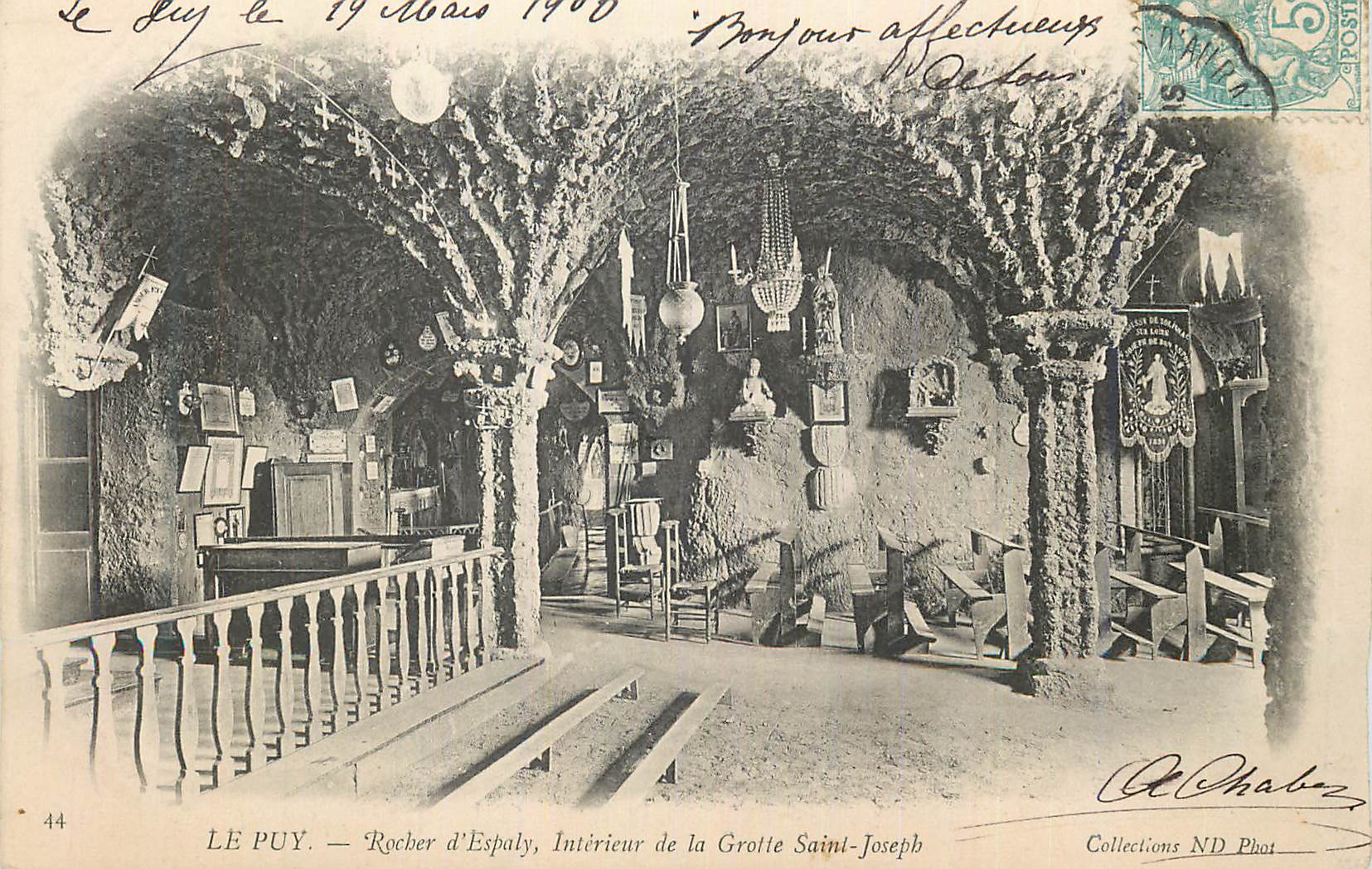 CPA Le Puy Rocher d'Espaly Interieur de la Grotte Saint Joseph