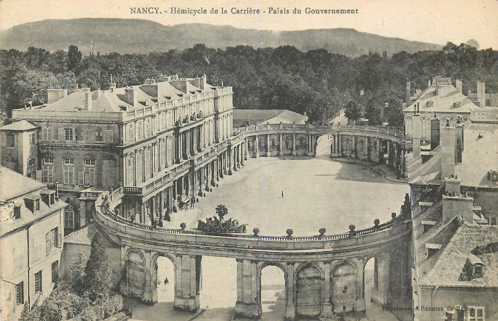 CPA Nancy Hemicycle de la Carriere Palais du Gouvernement