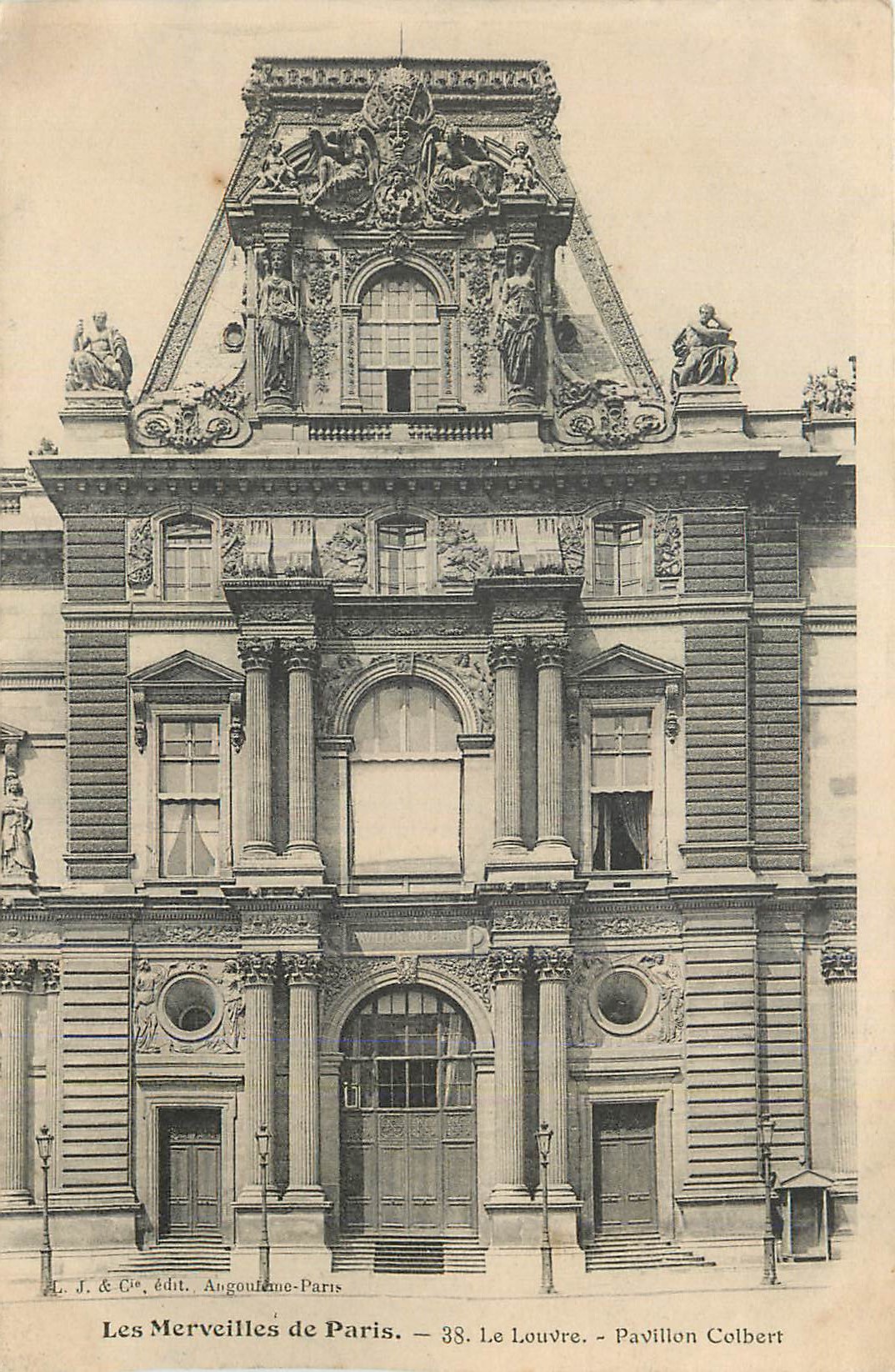 CPA Les Merveilles de Paris Le Louvre Pavillon Colbert